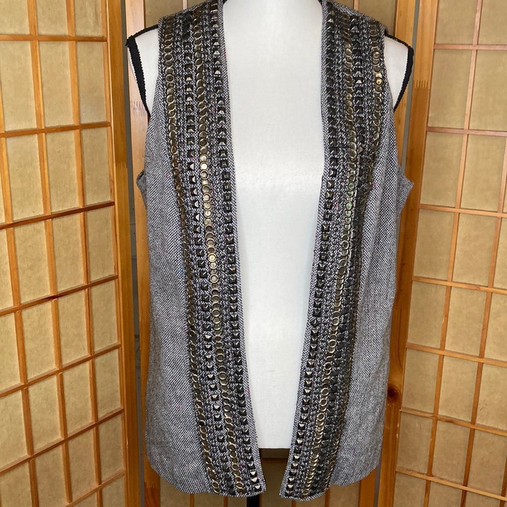 Chico's Vest Trinket Gray Tweed Embellished Open Front Vest